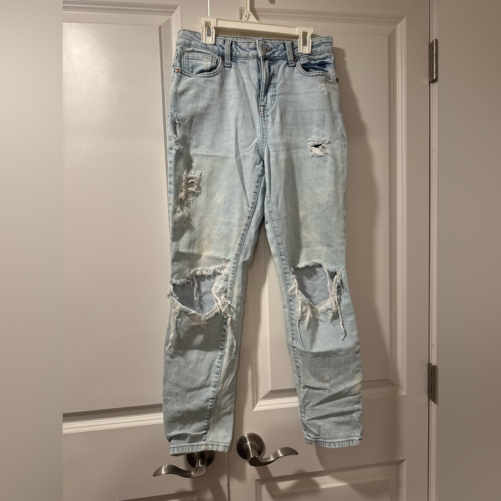 No Boundaries Light Blue Distressed Women’s Jeans